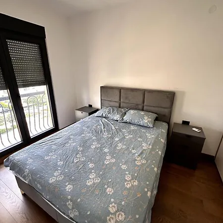 Cozy & Chic Downtown Апартаменты Подгорица